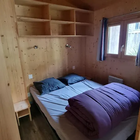 مكان تخييم Aux Couleurs Du Ferret Lège-Cap-Ferret