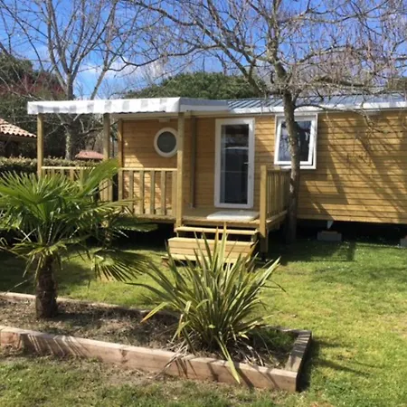 Aux Couleurs Du Ferret Camping