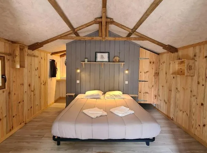 Camping Aux Couleurs Du Ferret