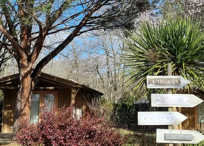 Aux Couleurs Du Ferret Camping 3*