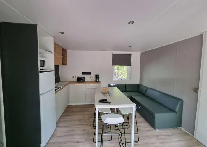 Camping Aux Couleurs Du Ferret 3*