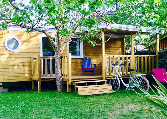 Aux Couleurs Du Ferret Camping 3*