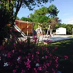 Campsite Aux Couleurs Du Ferret